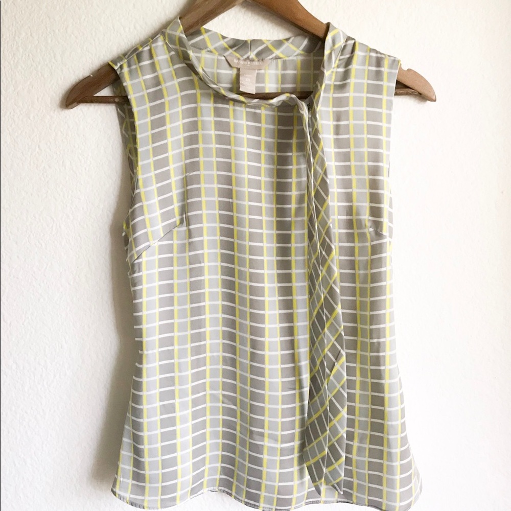 3/$20 - Banana Republic Factory Sleeveless W/ Tie